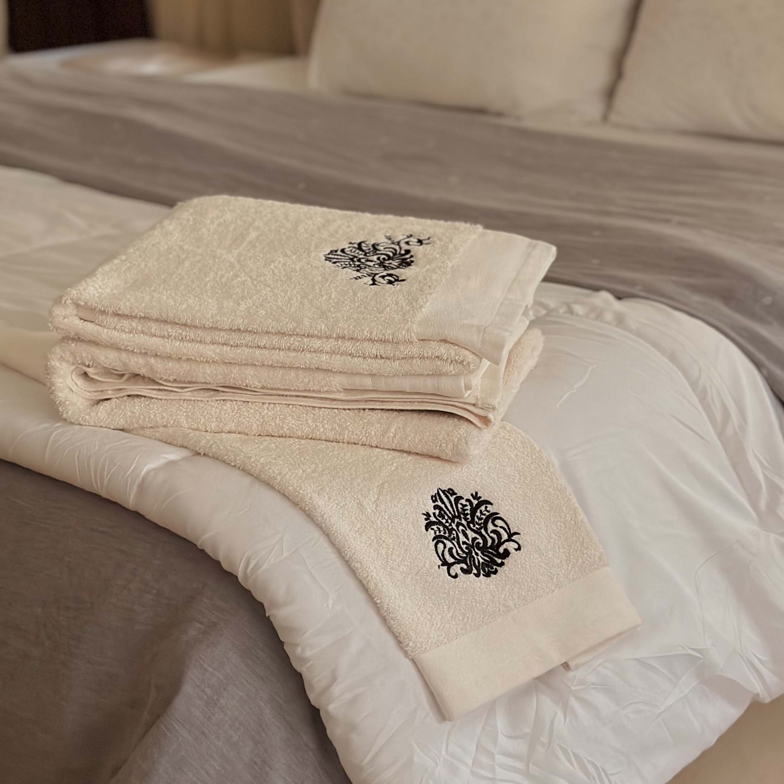Damask Marfil